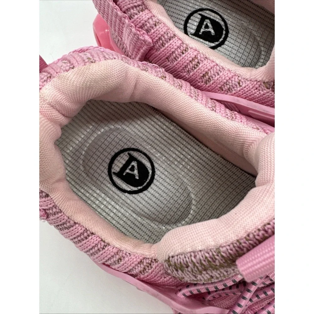 Kids Sneakers Girls Running Shoes Lightweight Outdoor Tennis Shoes 10 Pink New